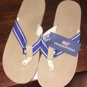 NWT Vineyard Vines Flip Flops